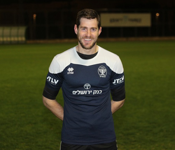 חוזר לבירה. סיידוף