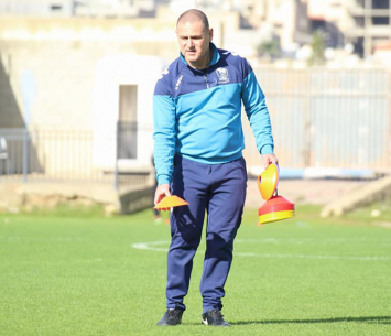 מתקשה לעכל. ויינשטיין (נזיה סולטאן)