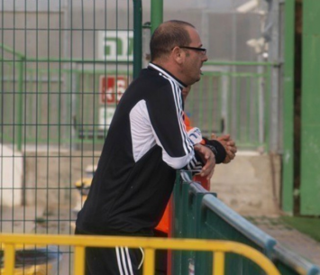 עזב באמצע משחק. אטלי