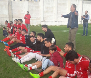 שחקני איכסל חוגגים בשפרעם (דאפר מחאמיד)