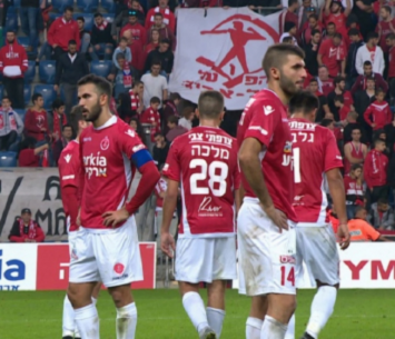 שחקני הפועל תל אביב רוצים להבטיח עליה