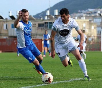 אמרי זייד (משמאל) (עודד חסין)