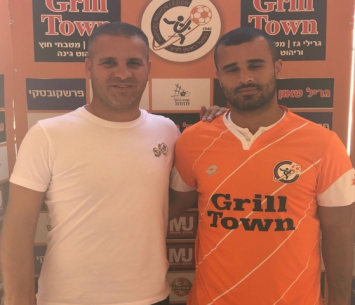 במעמד החתימה