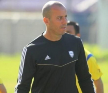 ויקטור גניש(שלומי גבאי)