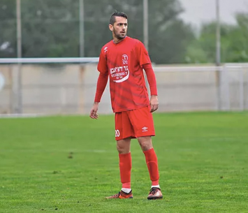 ממשיך באדום. נסרלאדין (אבי רביבו)