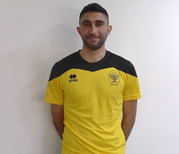 פרש ממשחק פעיל. ניסים