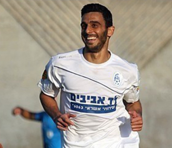 יעזוב בצד המקצועי. שבחון