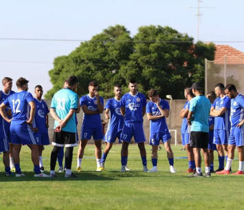 שחקני הקבוצה באימון הראשון
