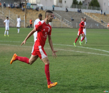 חלוץ מוכשר. אזולאי