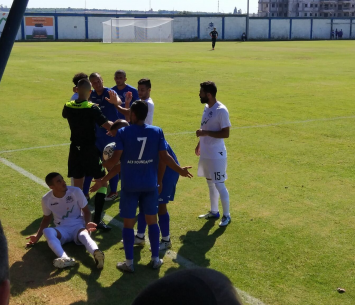 משחק לוהט (PayPerLens)