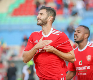 בשיא הכושר. קראקרה (נזיה סולטאן)