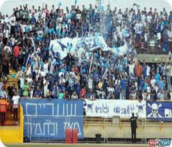 מקבלים צמד על הקווים. אוהדי שעריים