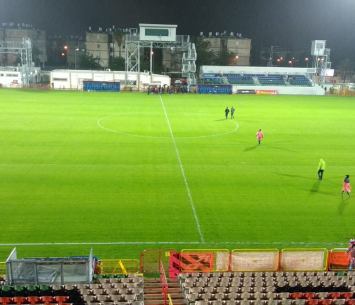 המגרש באשדוד (זיו אמויאל)