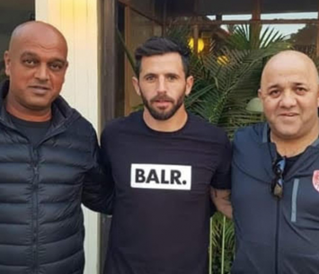 חיזוק מרשים. שקד