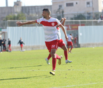 מחפש בית חדש. עבאס (עודד חסין)