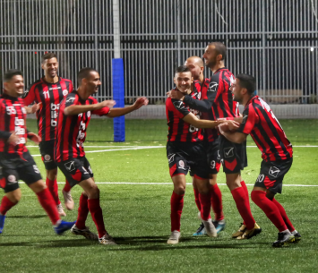 שמחה יחסית. שחקני אשדוד