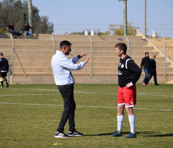 אבי בוחבוט (שי נגאוקר)