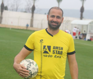 אבי בן סימון (מיכה פישנזון)