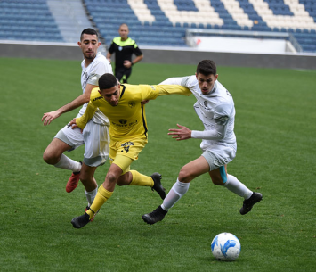 ניצחון יקר להכח ר