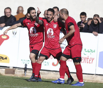 עמדו במשימה. שחקני כפר קאסם (payperlens)