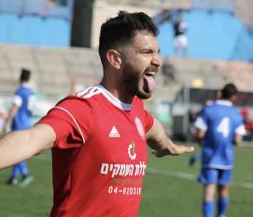 צמד לחלוץ. קראקרה (דאפר מחאמיד)