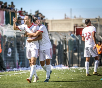 שחקני באקה חוגגים (נזיה סולטאן)