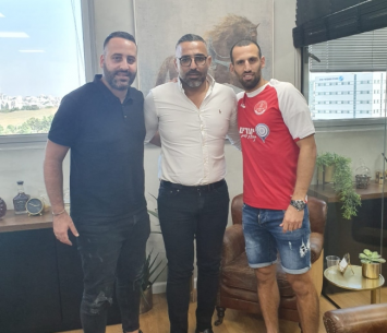 החתמת ענק. שפונגין