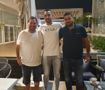 קציר במעמד החתימה