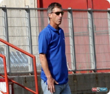 חוזר להרצליה. טבק