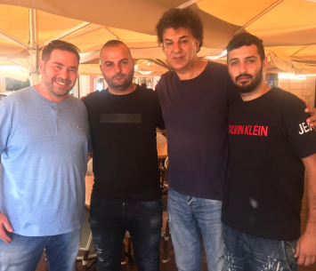 כהן במעמד החתימה