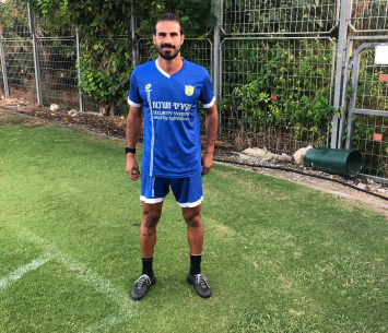 דנין במדים החדשים