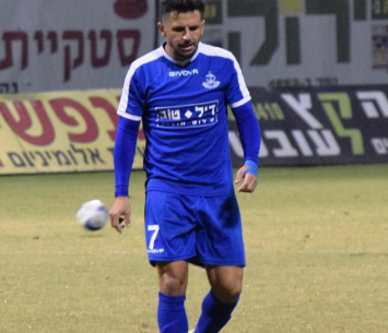 שחקן מפתח. שקד (צילום: עצמי)