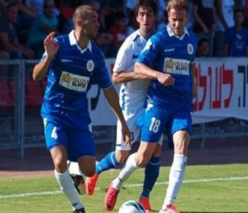 מחפש בית חדש. בויס משמאל (צילום: חאדר אניס)