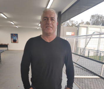 פיני עייש (אביחי דלאל)