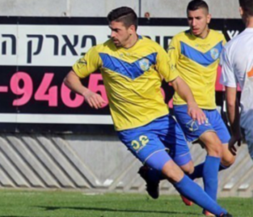 ציון אזולאי בפעולה