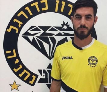 מגיע לקבוצה חדשה. דנון