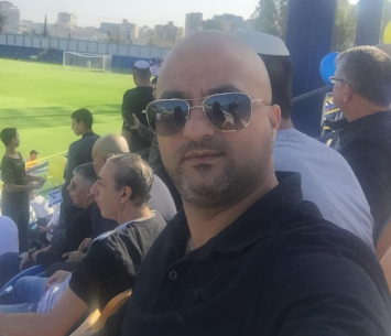 דעדוש ביציע (מהאלבום הפרטי)