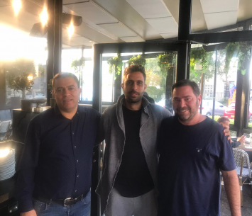 הרוש במעמד החתימה