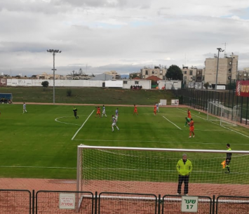 המאבק בין דימונה למלאכי (אביחי דלאל)