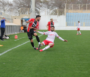 משחק חלש בהרצליה (דאפר מחאמיד)