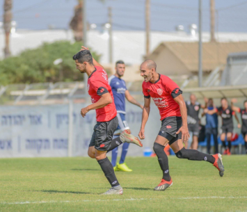 גיא רוזנבלום (חמודי זמירו)