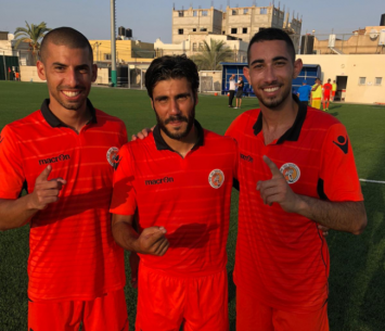 התחשבו במועדון. שחקני כפר שלם (מוחמד סרסור)