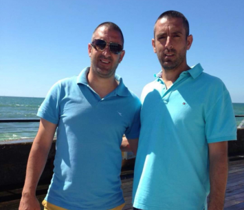 תמיד ביחד. האחים סוויסה (צילום מעמוד הפייסבוק של שרון סוויסה)