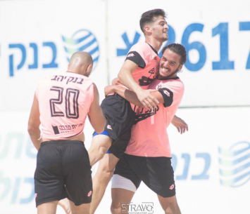 היו צריכים לארח את המשחקים. שחקני חדרה (סטארבו)