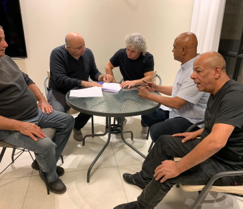 חוזר ללאומית. עטר