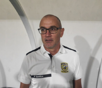 מחפשים מאמן חדש. זריהן (אביחי דלאל)