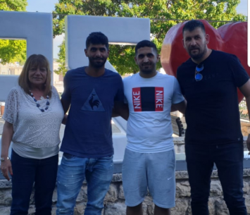 האחים עדי ויוגב אלישע יחד עם היו