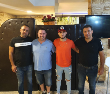 נאמה במעמד החתימה