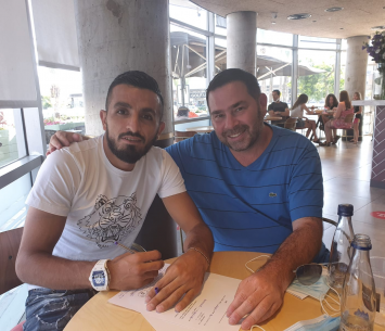 הקשר במעמד החתימה