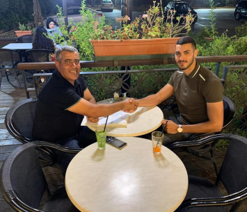 גנאיים במעמד החתימה